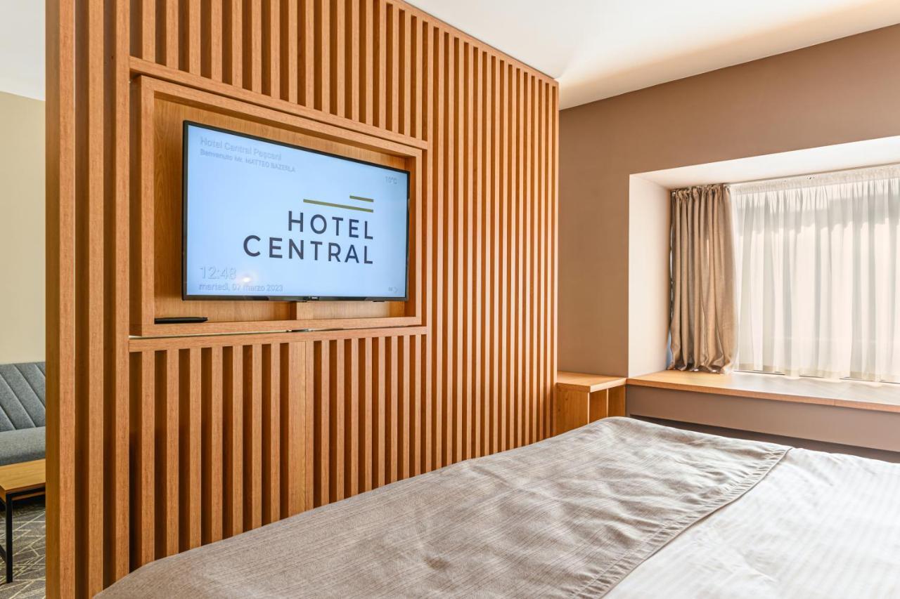 Hotel Central Pascani Zewnętrze zdjęcie