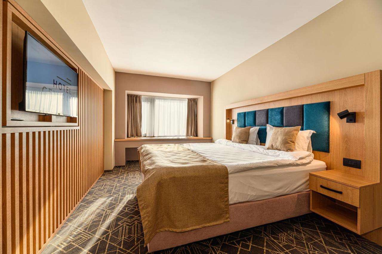 Hotel Central Pascani Zewnętrze zdjęcie