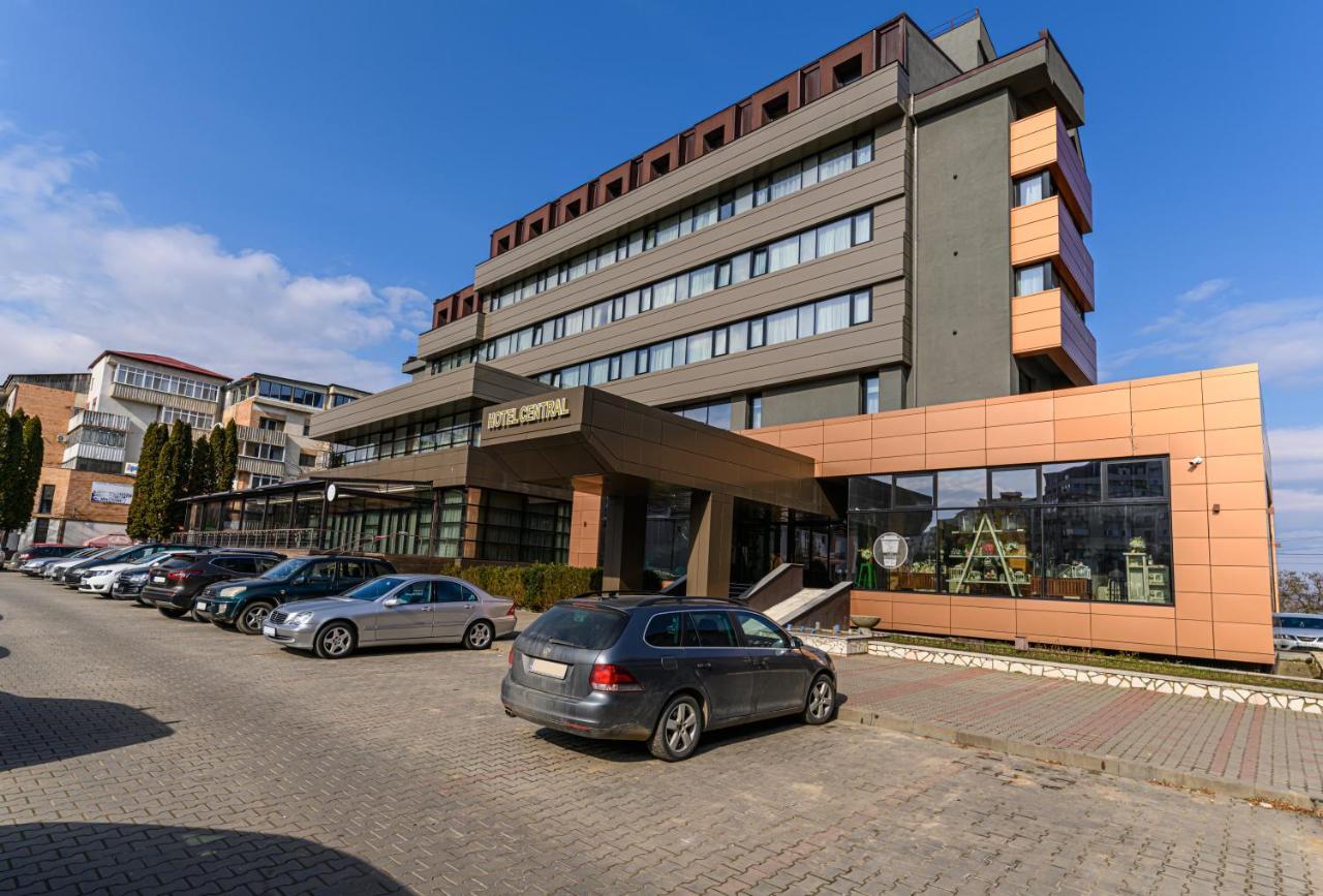 Hotel Central Pascani Zewnętrze zdjęcie