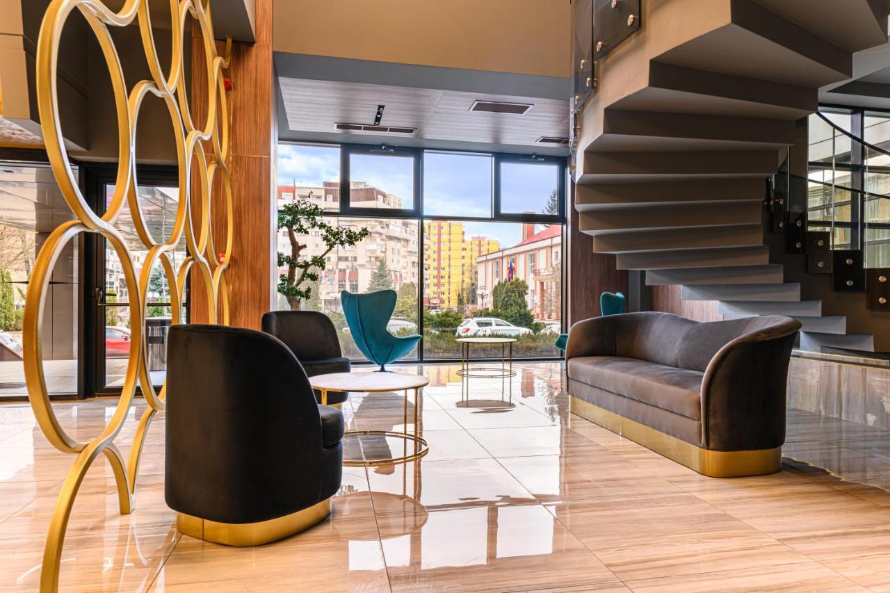 Hotel Central Pascani Zewnętrze zdjęcie